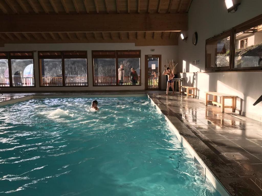 Appartement Orelle Val-Thorens Avec Spa Exteriör bild